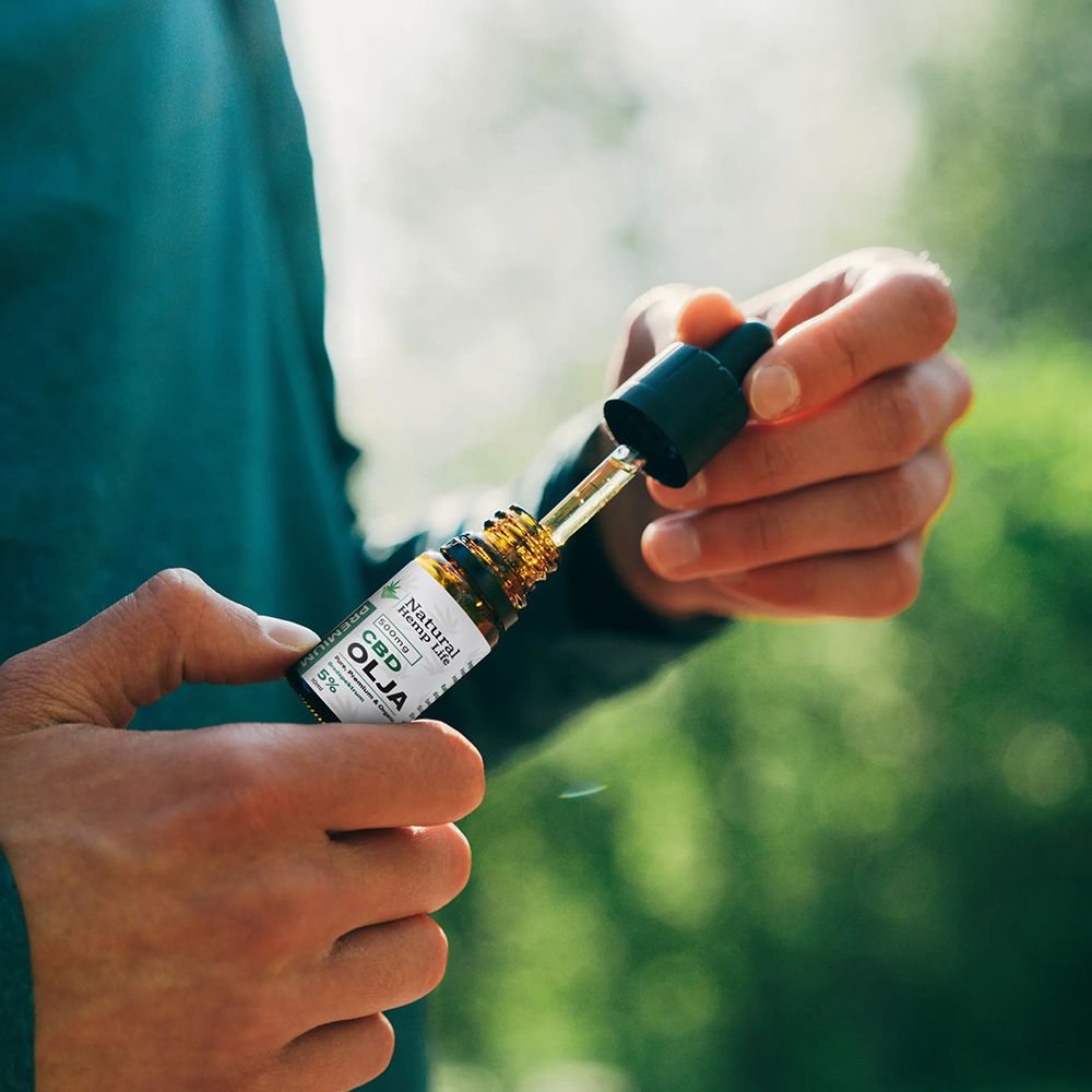 Vår 5% CBD olja används av nöjd kunder 2